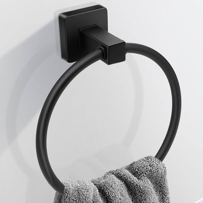 Toallero Para Baño Argolla En Acero Pulido